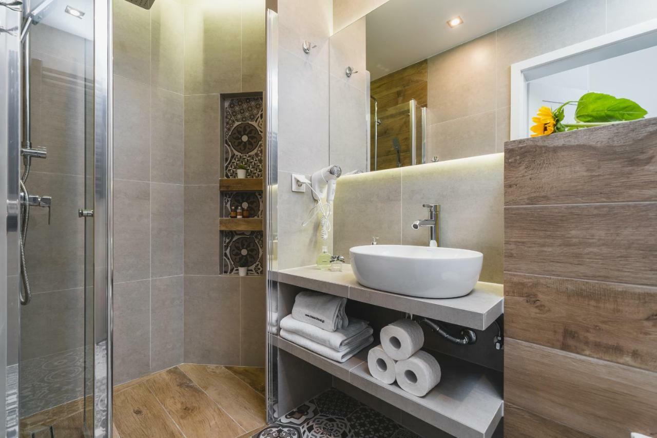 Liv Apartments Old Town Krasków Εξωτερικό φωτογραφία